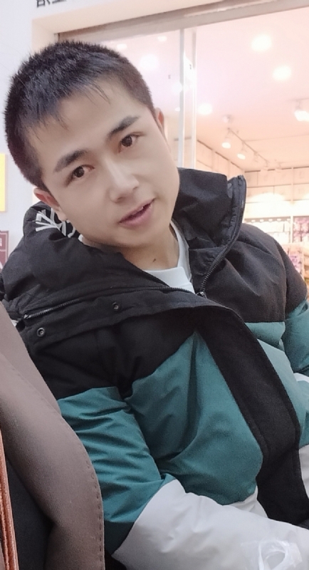 不骄不躁的第一张照片--长乐婚介网