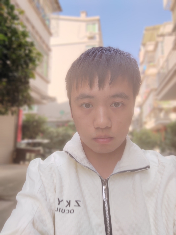 温柔的第一张照片--长乐婚介网