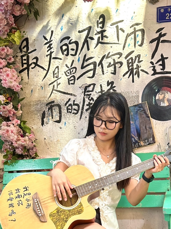 魔仙的第一张照片--长乐婚介网